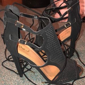 Black and Gold Peep Toe Heels